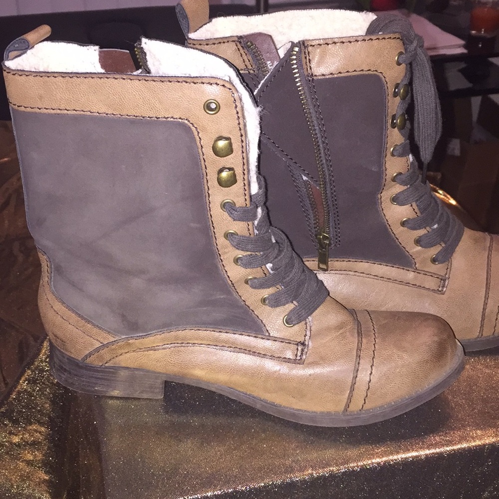 Leather two tone boots